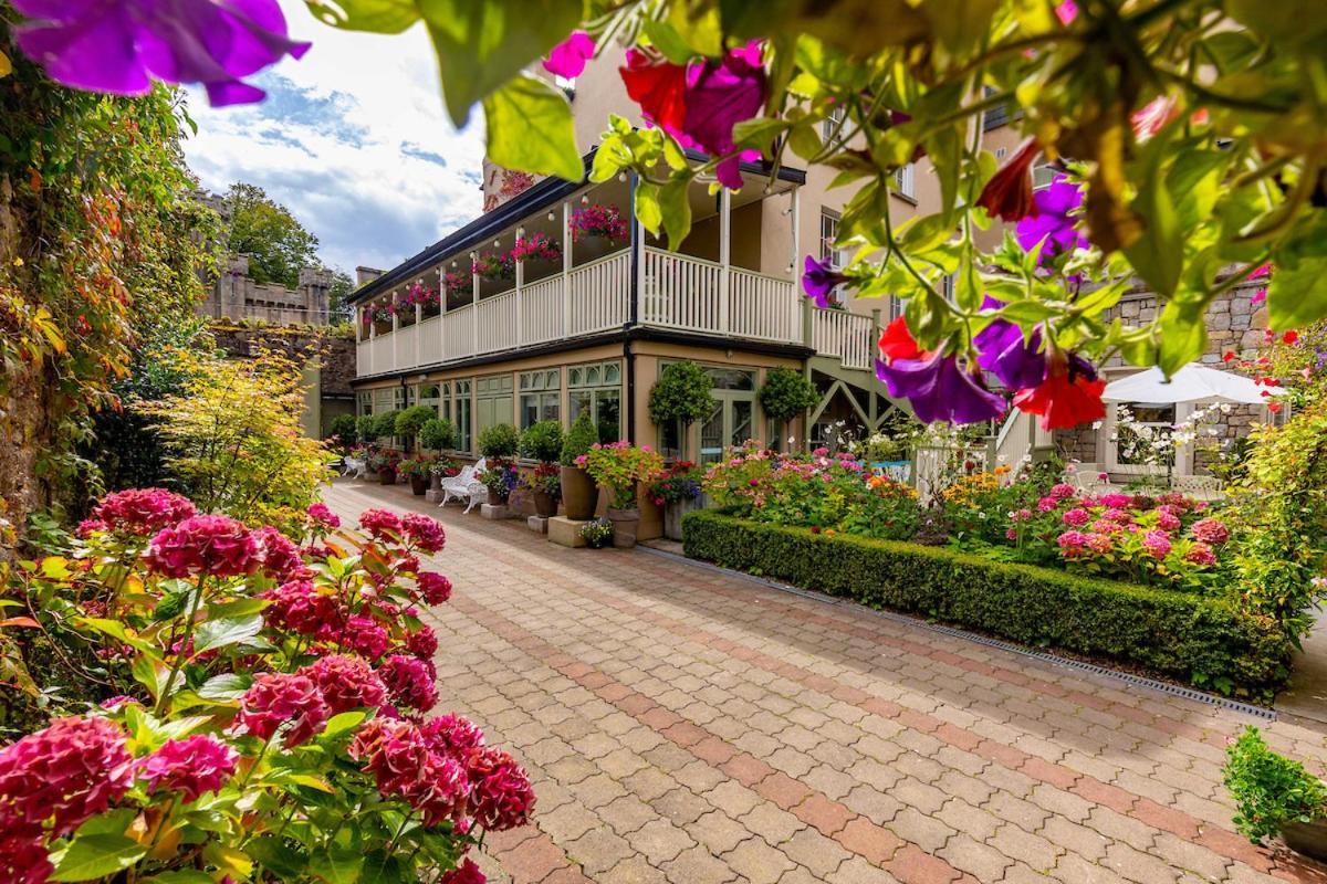 Step House Hotel 4*