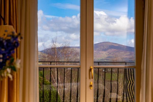 Step House Hotel 4*